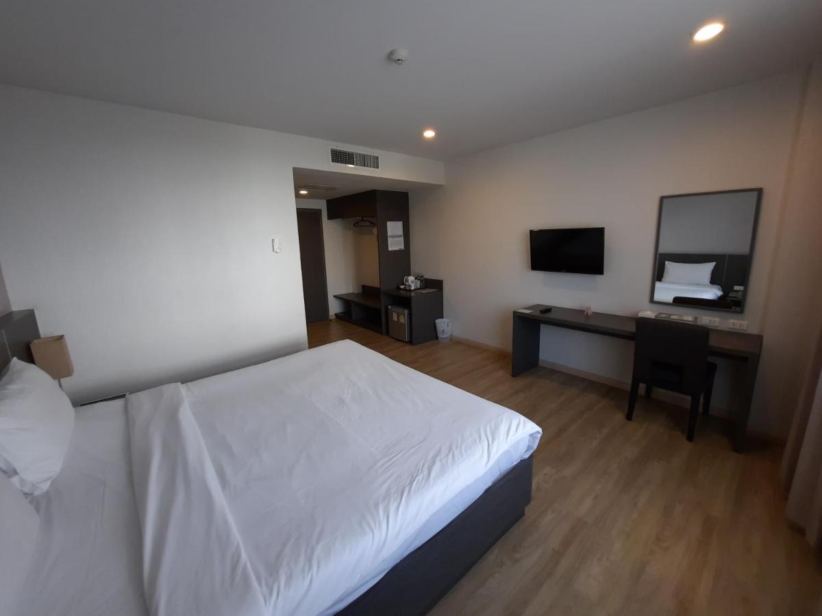 Leosor Hotel Nakhon Ratchasima Luaran gambar
