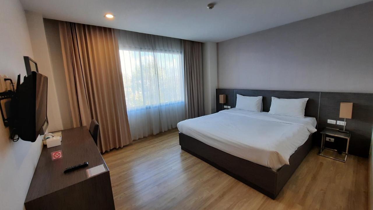 Leosor Hotel Nakhon Ratchasima Luaran gambar