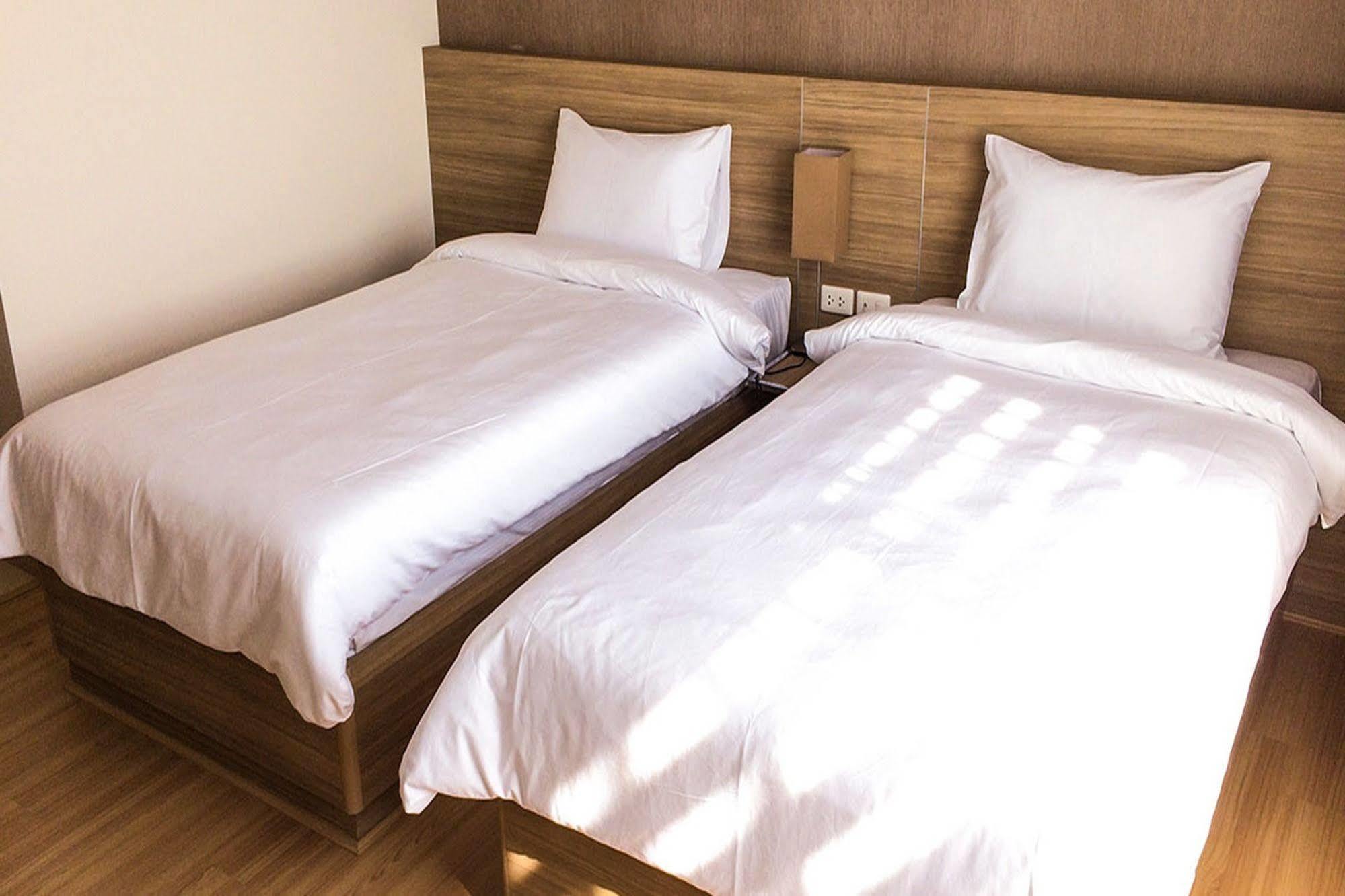 Leosor Hotel Nakhon Ratchasima Luaran gambar