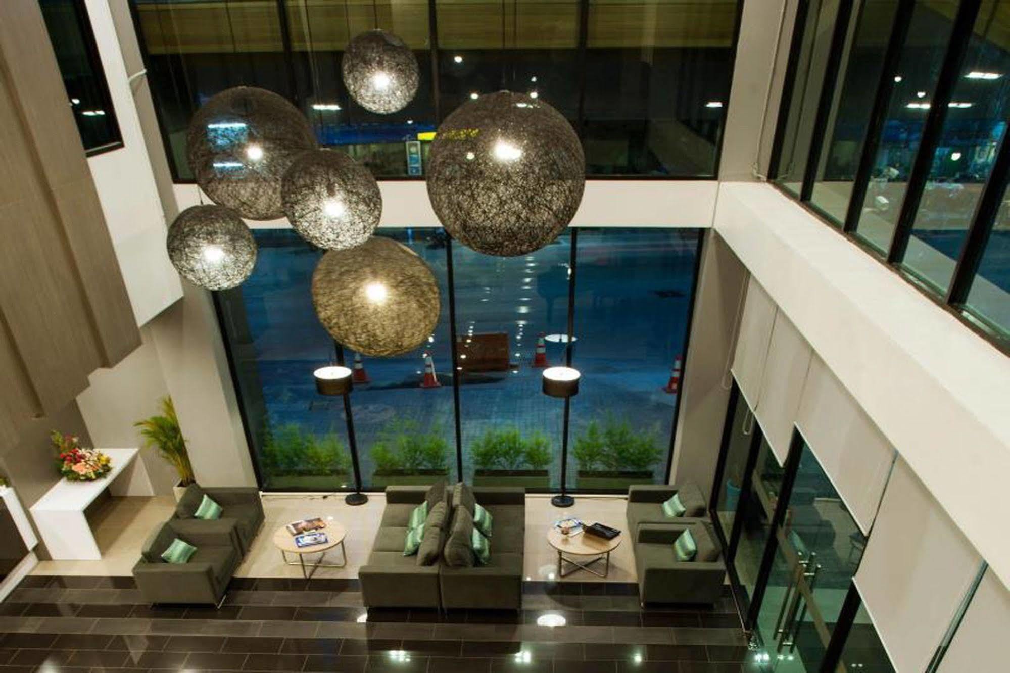 Leosor Hotel Nakhon Ratchasima Luaran gambar